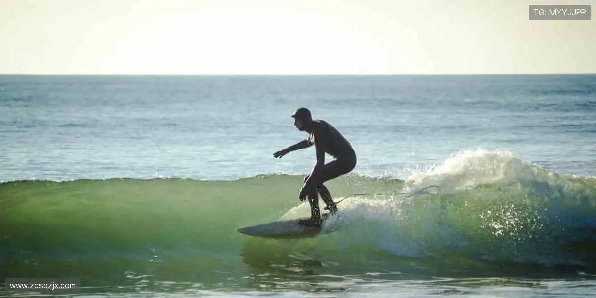 🎮用潮流诠释热爱,周边产品让运动精神融入生活!